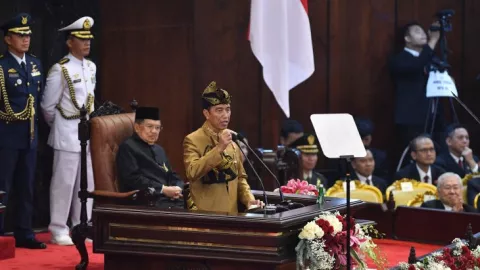 Di Depan Anggota Dewan, Jokowi Izin Pindahkan Ibu Kota - GenPI.co