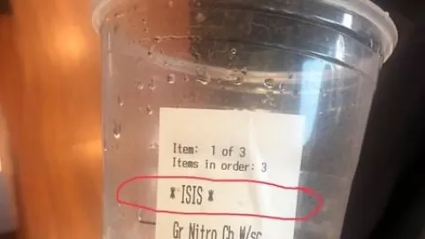 Starbucks di AS Rasis, Minuman Pesanan Muslim Ditulis 'ISIS' - GenPI.co