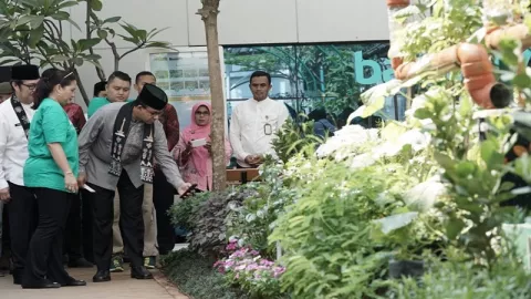 Anies Resmikan Kebun Balkot, Netizen: Manfaatnya Apa Untuk Warga? - GenPI.co