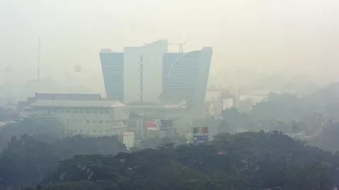 Kabut Asap Makin Tebal di Pekanbaru, Libur Sekolah Diperpanjang - GenPI.co
