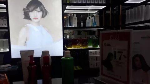 Sambut HUT Kemerdekaan RI, Salon Kecantikan Ini Beri Diskon - GenPI.co