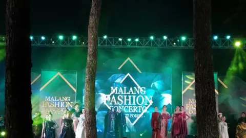 Aura Magis Malang Fashion Concerto Digelar di Tengah Hutan Pinus - GenPI.co