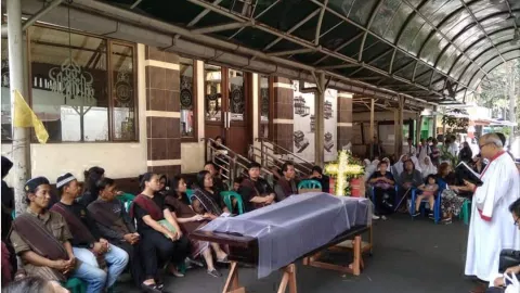 Viral Foto Kebaktian di Halaman Masjid, Menag: Menyejukkan! - GenPI.co