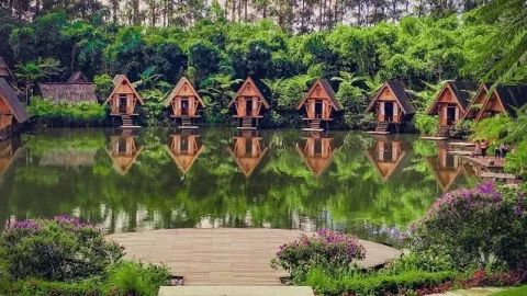 Dusun Bambu, Spot Wisata Bandung Paling Lengkap - GenPI.co