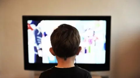TV Kembali Berjaya Selama Ramadan dan Pandemi Corona - GenPI.co