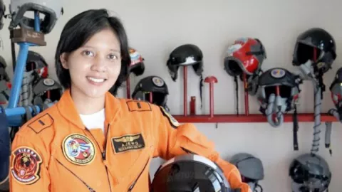Kenalin Nih, Pilot Pesawat Tempur Perempuan Pertama Indonesia - GenPI.co