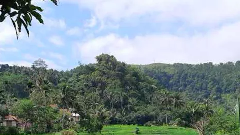 Desa Gunung Jampang, Wisata Mirip Ubud Bali yang Ada di Garut   - GenPI.co
