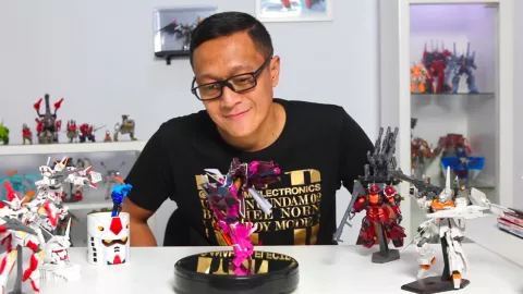 Pria ini Hobi Koleksi Gundam, Sampai Buka Kanal YouTube - GenPI.co