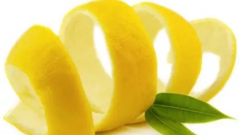 Jangan Buang, Kulit Lemon Ampuh Obati Kanker dan Penyakit Jantung - GenPI.co