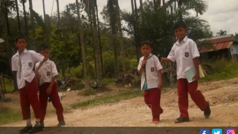 Bersekolah Kembali di Tengah Pandemi Corona, ini Syaratnya - GenPI.co