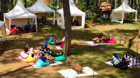 3 Objek Wisata Bandung yang Pas untuk Piknik Bareng Keluarga - GenPI.co