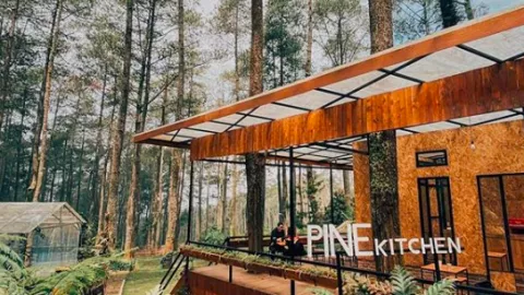 3 Tempat Makan Seru di Wisata Bandung Hutan ini Dijamin Maknyus - GenPI.co