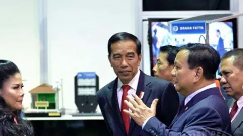 Prabowo Dikritik, Jokowi Maju Membela - GenPI.co