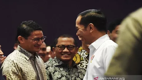 Pengamat: Sanjungan Jokowi untuk Menyenangkan Hati Sandiaga Uno - GenPI.co