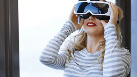 Nonton VR Jelang Melahirkan Bikin Sakit Kontraksi Berkurang Loh! - GenPI.co