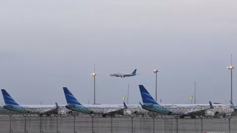 Pesawat Garuda Disemprot Cairan Khusus Penangkal Virus Corona - GenPI.co