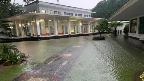 Kompleks Istana Kepresidenan Sempat Kebanjiran - GenPI.co