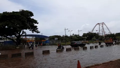 Duh, Kawasan Wisata Ancol Terendam Banjir - GenPI.co
