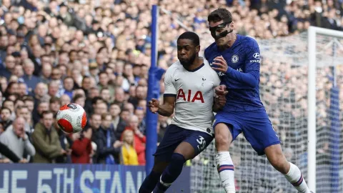 Chelsea vs Tottenham Hotspur 2-1: Mourinho Malu di Depan Murid - GenPI.co