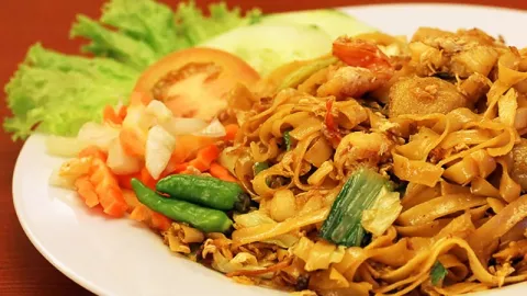 Resep Kwetiau Goreng, Sensasinya Berasa Makan di Chinesse Food - GenPI.co