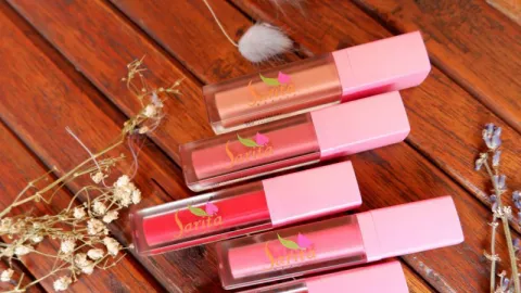 Bibir Merona dengan Lip Cream Sarita Beauty Varian Peach Lotus - GenPI.co
