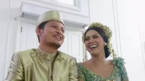Syamsir Alam dan Bunga Jelitha Menikah, Resepsi Belakangan - GenPI.co