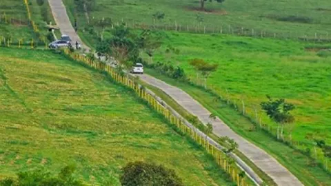 Wisata ke Padang Mangateh di Sumbar, Mirip Desa di New Zealand - GenPI.co