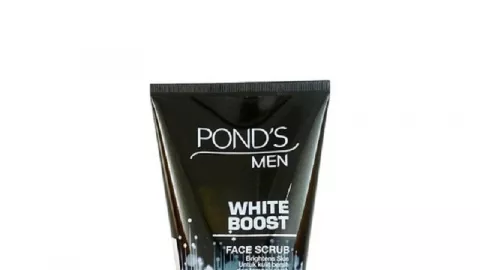Pikat Wanita Idaman dengan Pond's Men White Boost Face Moisturize - GenPI.co