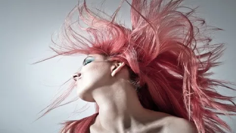 3 Zodiak yang Selalu Ketiban Untung Urusan Cinta - GenPI.co