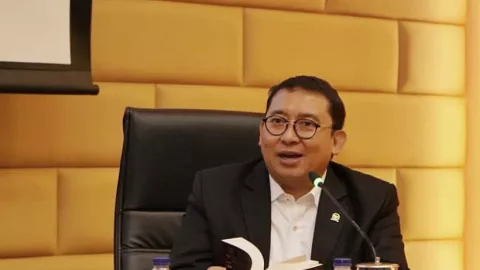 Fadli Zon: Pemerintah tak Konsisten, Rakyat Jadi Korban - GenPI.co