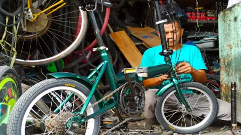 Peluang Usaha: Permintaan Jasa Servis Sepeda Mantul Saat Pandemi - GenPI.co