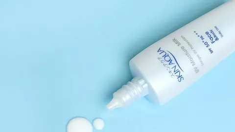 Lindungi Wajah Sepanjang Hari Dengan Skin Aqua UV Moisture Milk - GenPI.co