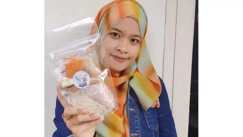 Awalnya Cuma Karena Rindu, Kini Bisnis Cwie Mie Amelia Moncer - GenPI.co