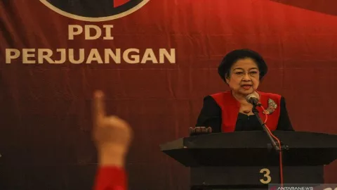 Megawati Perintahkan Seluruh Kader PDIP Siap Siaga  - GenPI.co