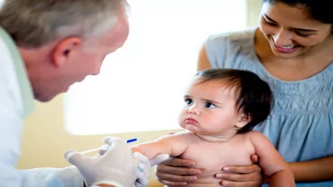 Tips Aman Mencari Rumah Sakit Imunisasi Anak saat Covid-19 - GenPI.co