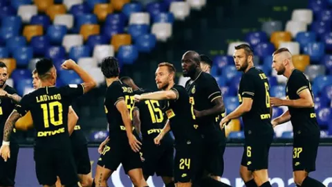 Napoli vs Inter Milan 1-1: Duh, Ambyaaarrr - GenPI.co
