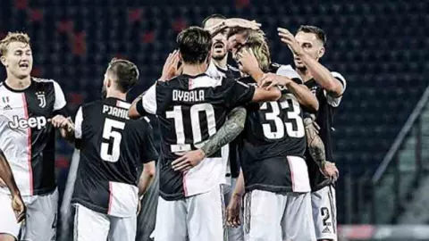 Bologna vs Juventus 0-2: Cristiano Ronaldo Tebus Dosa - GenPI.co