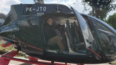 Wow, Ketua KPK Firli Bahuri Naik Helikopter Mewah  - GenPI.co