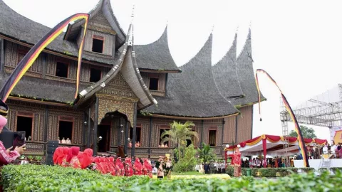 Asyik, 3 Tempat Wisata Sumatera Barat Kembali Dibuka - GenPI.co