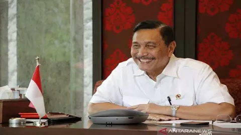 Luhut: Saya Dewan Pengarah Covid-19 - GenPI.co