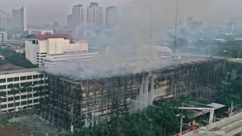 Gedung Kejaksaan Agung Terbakar, Dokumen Perkara Dipastikan Aman - GenPI.co