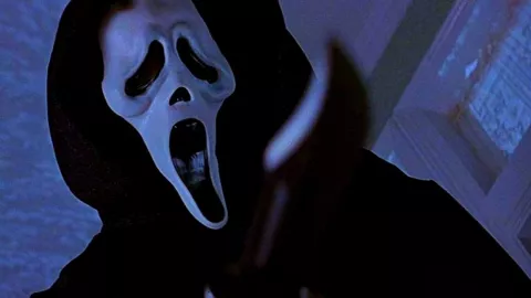 Courtney Cox Bakal Muncul Lagi di Film Scream 5 - GenPI.co