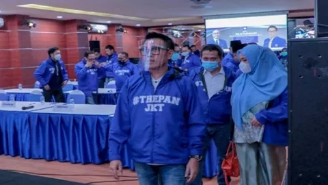 Mantan Bintang Film Panas Gabung ke PAN - GenPI.co