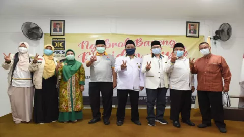PKS Sesumbar Menang Pilkada Tangerang Selatan - GenPI.co
