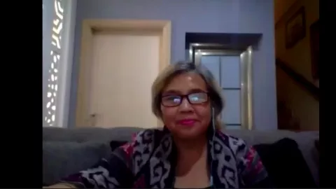 Kisah Sukses Hermawati Setyorinny, Nekat Mulai Usaha Tanpa Modal - GenPI.co