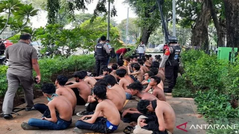 Polisi Amankan 400 Kelompok Anarko yang Hendak Demo Omnibus Law - GenPI.co