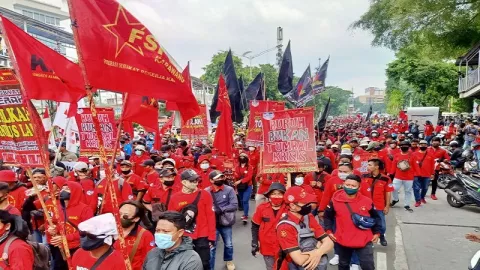 Jika UMP 2021 Tidak Naik, Buruh Ancam Demo Besar-besaran  - GenPI.co