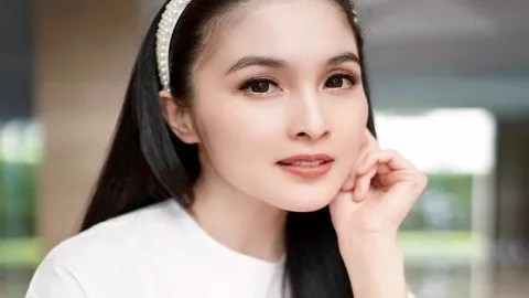 Tips Merawat Kulit Biar Cantik ala Sandra Dewi - GenPI.co