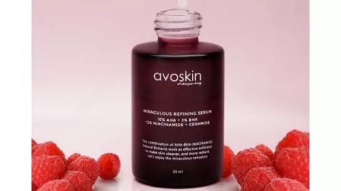 Avoskin Miraculous Refining Serum Bikin Wajah Glowing - GenPI.co