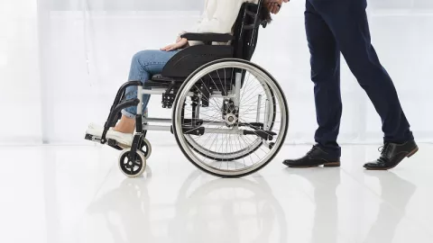 Petugas TPS Harus Memberi Akses Kemudahan Disabilitas  - GenPI.co